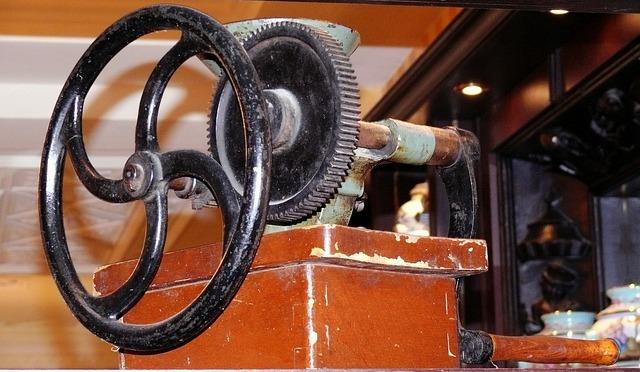 File:Grinder-961034640.jpg